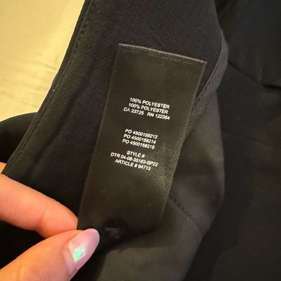 Wilfred Sonata 5’ Shorts - Picture 4 of 4